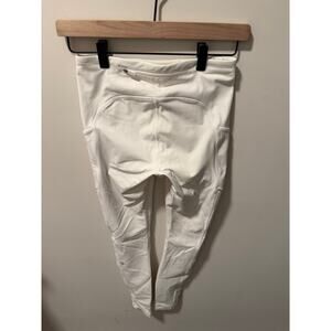 Lululemon Speed Up Tight 28” Full-On Luxtreme Size 6 White